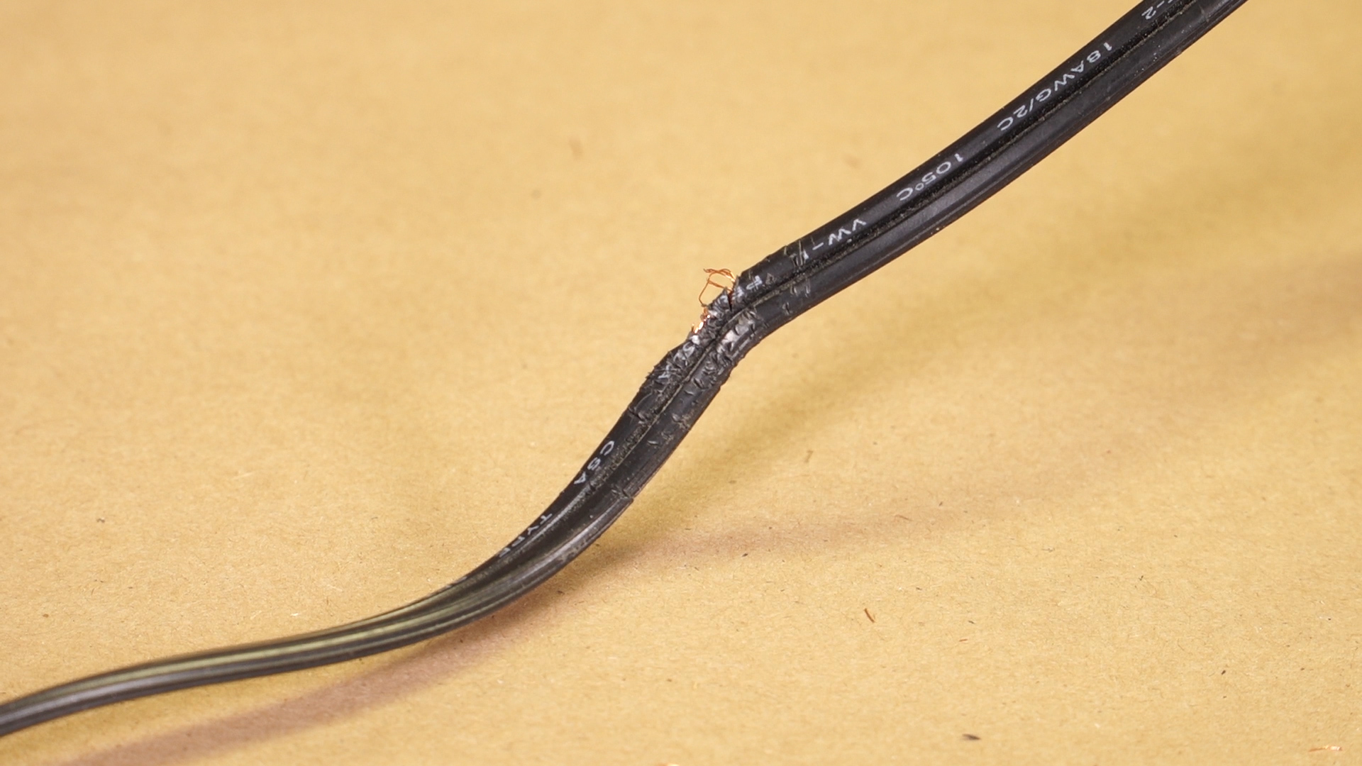 Cara Memperbaiki Kabel Mouse Yang Rusak